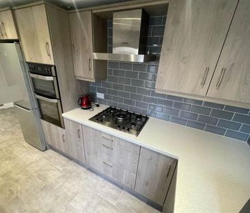 8 St.patricks Villas, Rathfriland, Newry, BT34 5AR - Photo 3