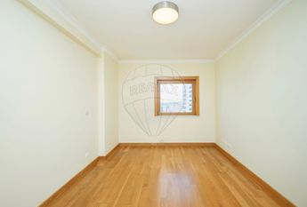 Apartamento T4 em Lisboa