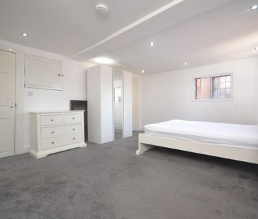 1 bedroom Flat To Let - Photo 5