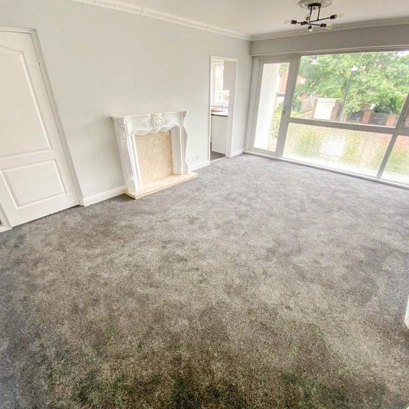 2 BED Apartment To rent - Photo 1