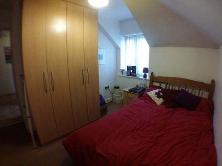 2 bedroom flat to rent - Photo 4