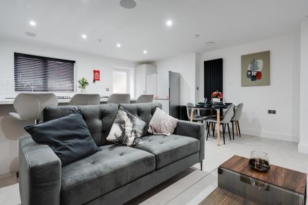 6 bedroom house to rent - Photo 2