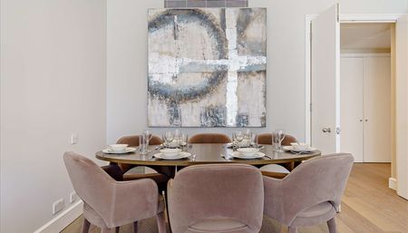 Luxurious Two Bed Two Bathroom 9th Floor Apartment – Canary Wharf E14 8RW - Photo 4