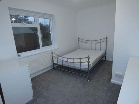 2 bedroom maisonette to rent - Photo 3