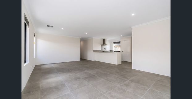 Modern 4-Bedroom Family Home with Alfresco Entertaining - Photo 1