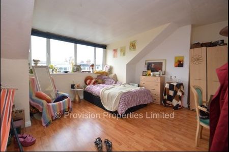 7 Bedroom Student House Hyde Park - Photo 4