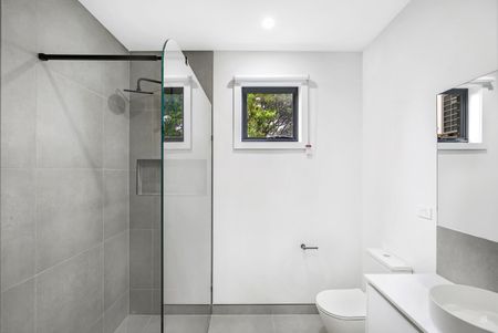 2/66 Ward Street, Glenroy VIC 3046 - Townhouse For Rent | Domain - Photo 3