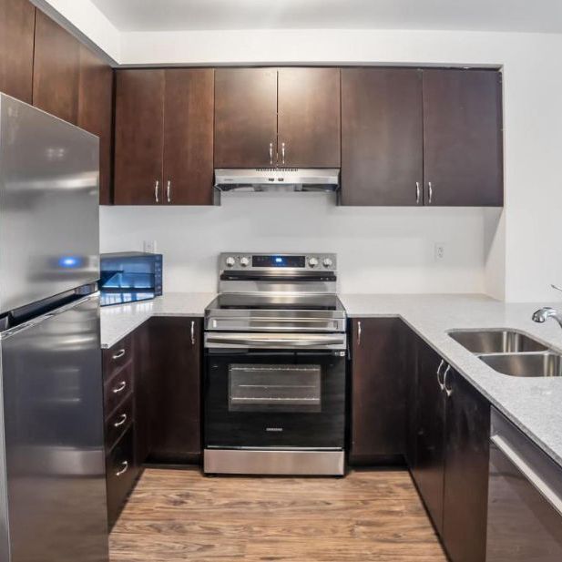 For Lease - 169 Greer Street, Barrie, Ontario - Photo 1