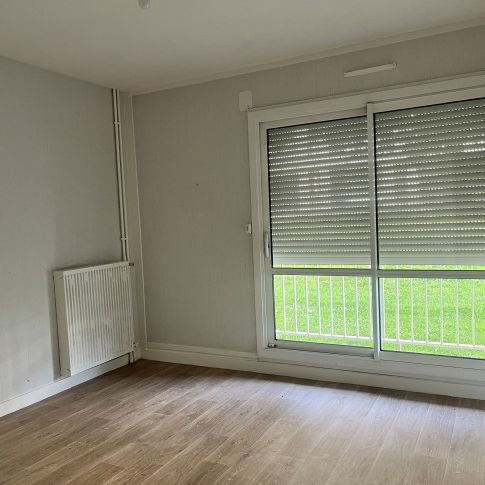 Location Appartement 4 pièces 82 m² La Châtre - Photo 1