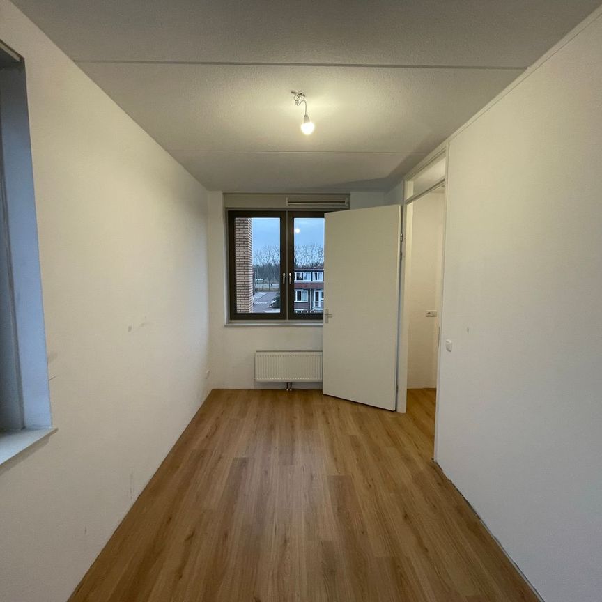 Huis te huur: Burgemeester Vening Meineszlaan 232 1063 BE Amsterdam - Photo 1