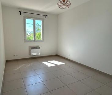 Location Maison 5 pièces 154m² LES ANGLES 30133 - Photo 6