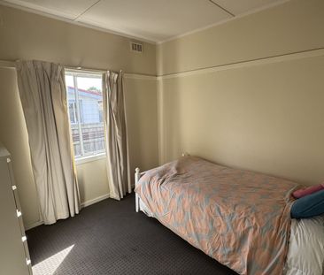Furnished on Henry - Photo 2