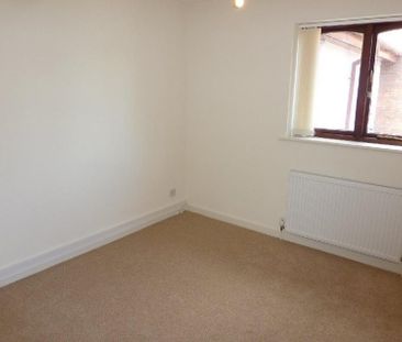 2 Bedroom Mews To Let - Photo 3