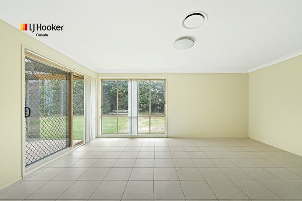 Room To Live, Work & Entertain - Photo 1