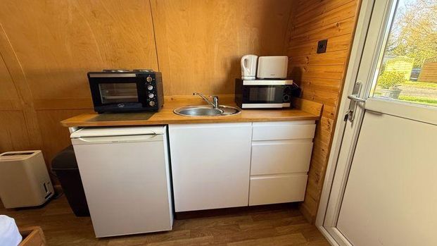 1 bedroom lodge to rent - Photo 1