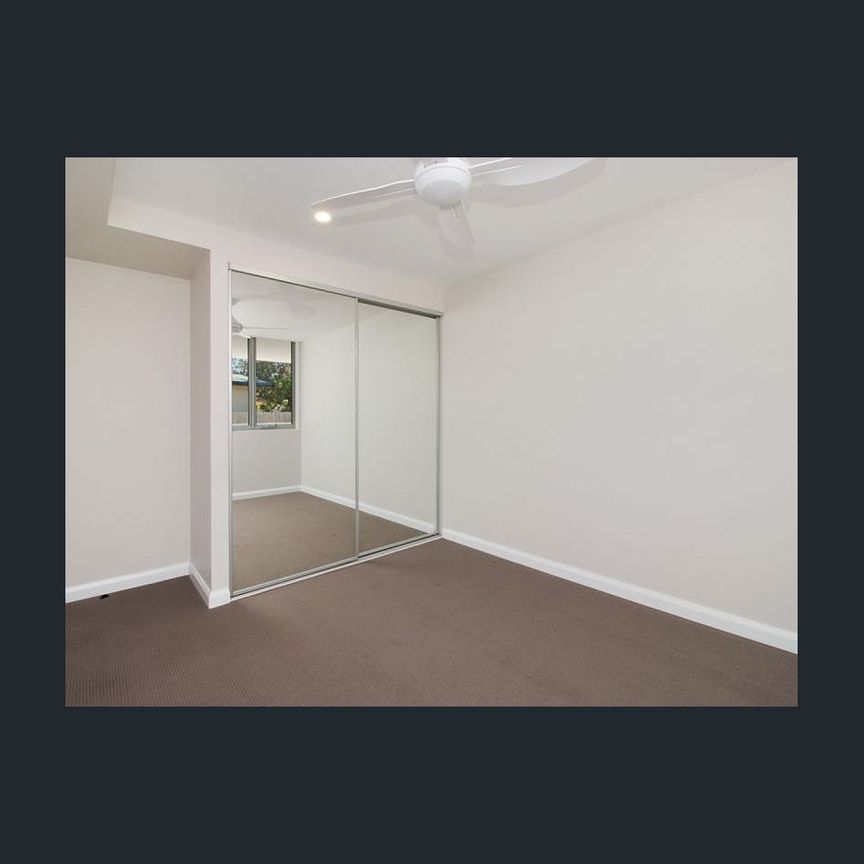 Ground Floor Two Bedroom Unit - Photo 1