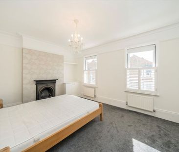 Upper Grotto Road, TW1, London - Photo 5