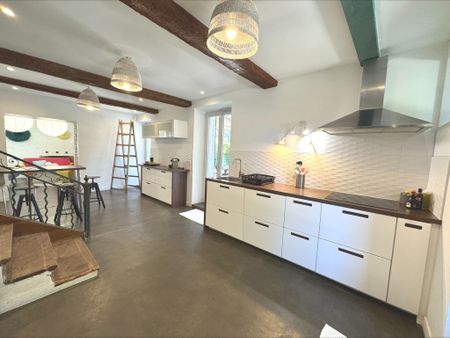 Location Maison 5 pièces 170m² CASSIS 13260 - Photo 5