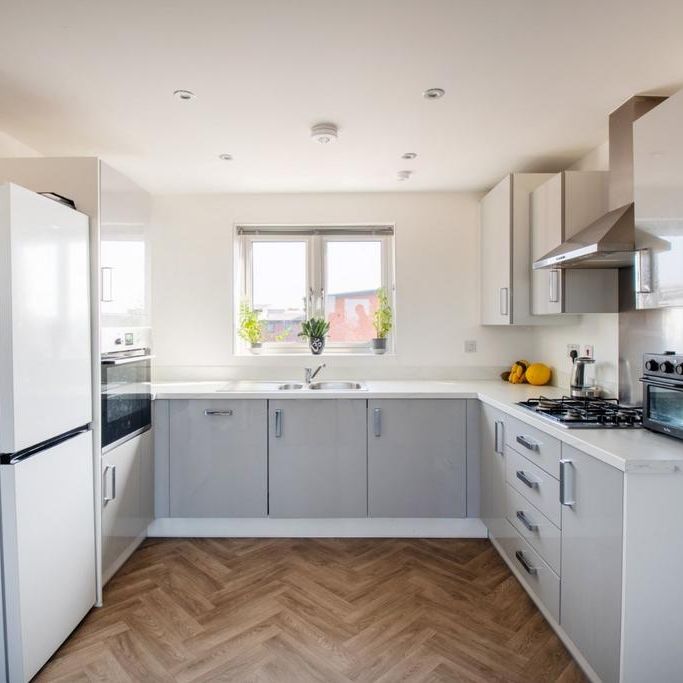 2 bedroom penthouse to rent - Photo 1