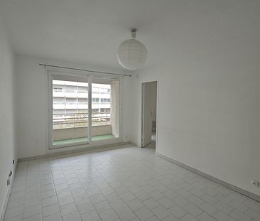 Appartement 2 pièces 38m2 MARSEILLE 10EME 623 euros - Photo 5