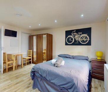 Studio to rent - Photo 4