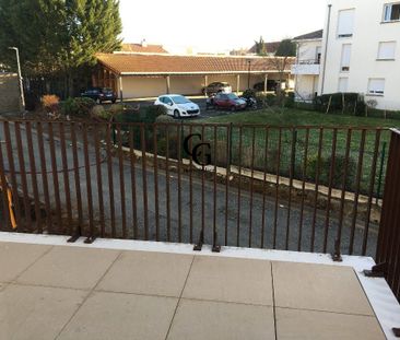 Location Appartement 2 pièces 42m² ST SEBASTIEN SUR LOIRE 44230 - Photo 3