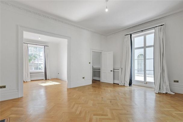 6 bedroom end of terrace house to rent - Photo 1