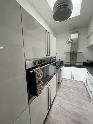9 bedroom house share to rent - Photo 3