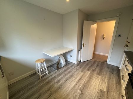 2 Bed Flat, Craigend Park, EH16 - Photo 3