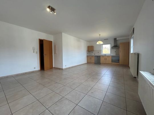 Appartement te huur - Photo 1