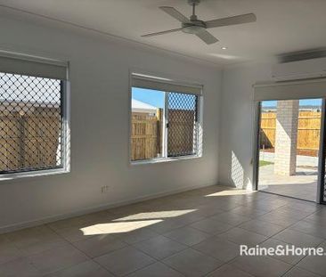 "Over 50's only" - 3 Bedroom Duplex NB: INCOME LIMITS APPLY - Photo 4