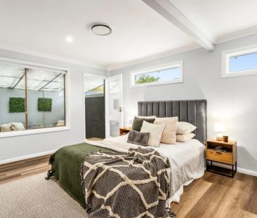 Modern Family Home - Photo 3