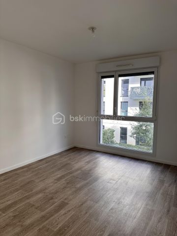 Appartement de 61 m² à Noisy-Le-Sec - Photo 2