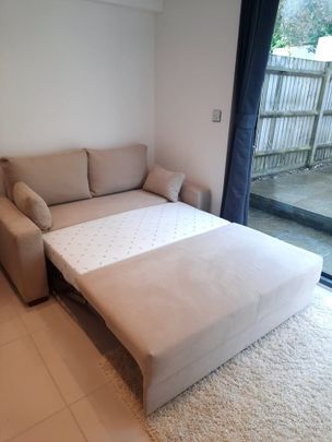 Room in a Shared House, Pallister Terrace, SW15 - Photo 1