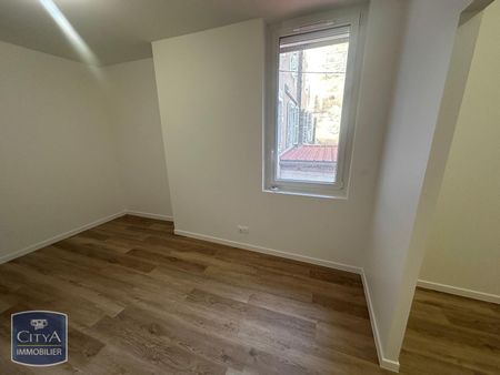 Location Appartement 3 pièces 95m² BOURG EN BRESSE 01000 - Photo 3