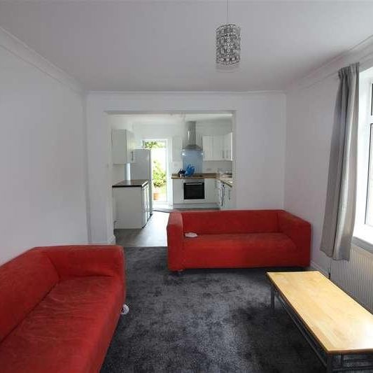 Arthur Road, Southampton, SO15 - Photo 1