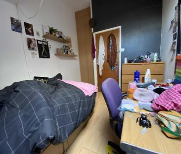 9 bedroom semi-detached house to rent - Photo 6