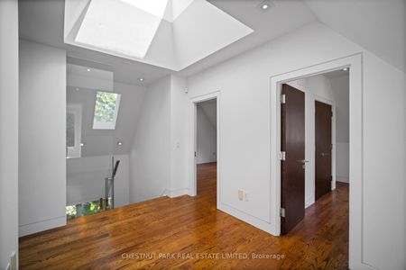 99 Crescent Road, ON, Toronto - Photo 2