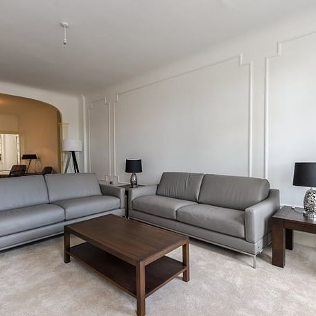Newly Refurbished Six Bedroom Apartment To Let Strathmore Court St Johns Wood NW8 - Photo 1