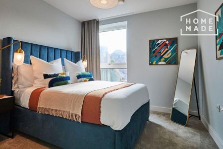 3 bedroom flat to rent - Photo 5