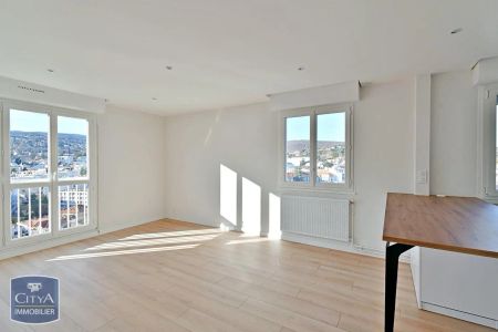 Appartement à louer 3 pièces 68.29m² - Photo 2