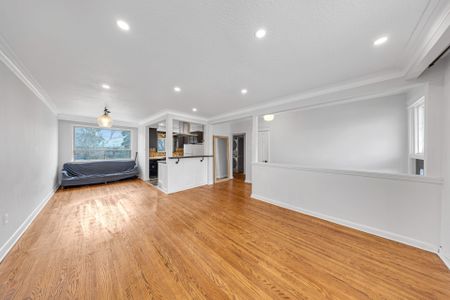 For Lease - 29 Greenock Avenue, Toronto, Ontario - Photo 3