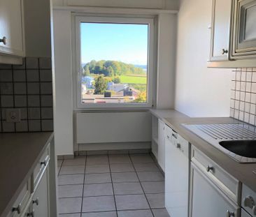 Charmante 4.5-Zimmer-Wohnung mit Balkon - Foto 2