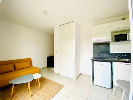 1 pièce - Meublé - 17,25 m² - 5ème étage - Colocation non autorisée - Photo 2