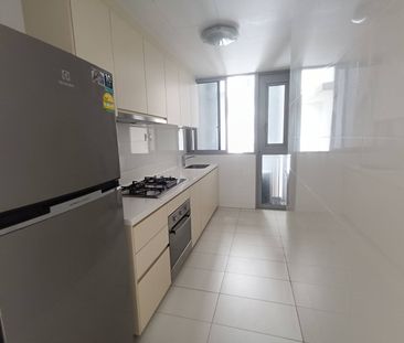 2 Bedroom CONDOMINIUM at Yishun - Photo 5