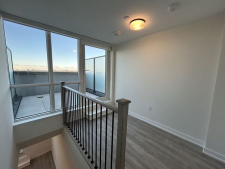 For Lease - 2300 St Clair Avenue Unit# 718, Toronto, Ontario - Photo 4