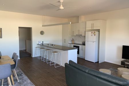 1/80 Scott Road, Herston, QLD, 4006 - Photo 4