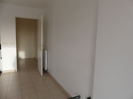 A louer appartement F2 45 m² - CHESSY - Photo 2