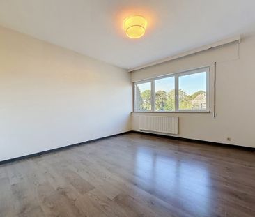 Appartement met twee slaapkamers in Hannut - Photo 2