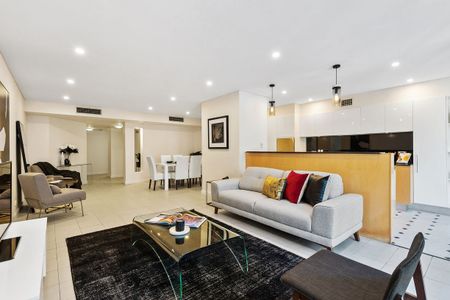 Harbourside Three Bedroom Apartment - Photo 2